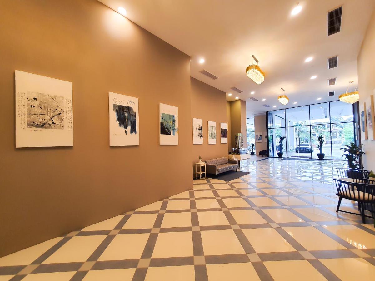 Ramada Suites By Wyndham The Straits ジョホールバル エクステリア 写真